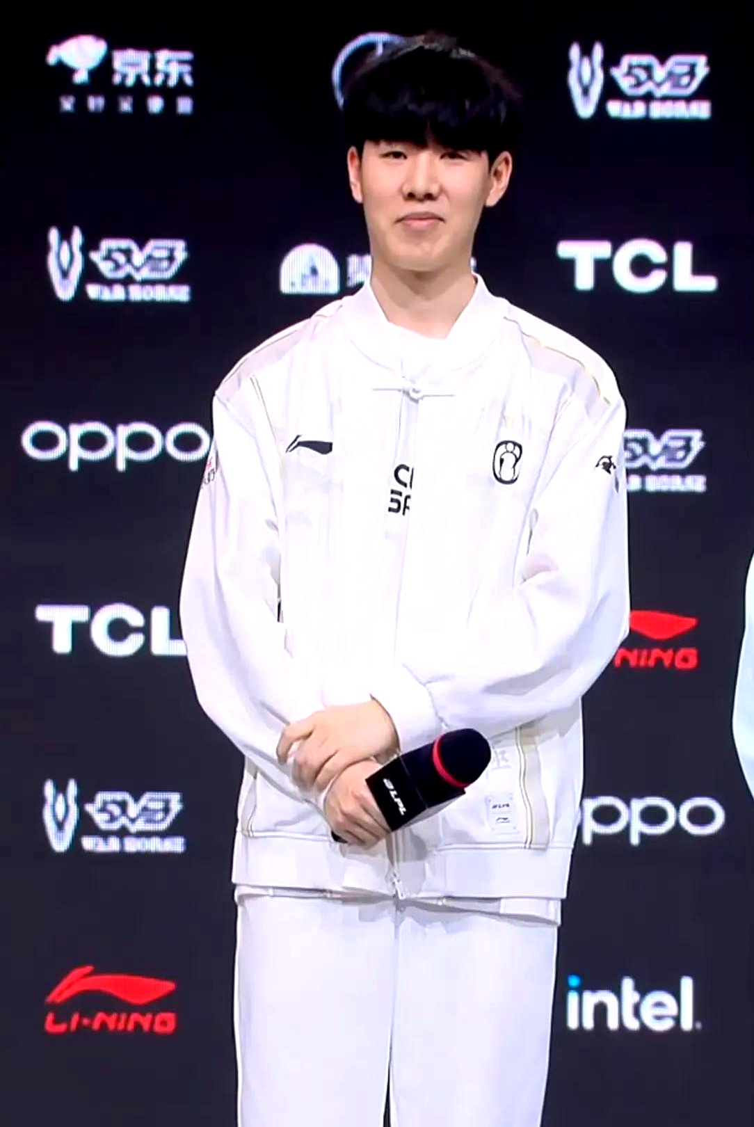 入更短促的 入更短促的