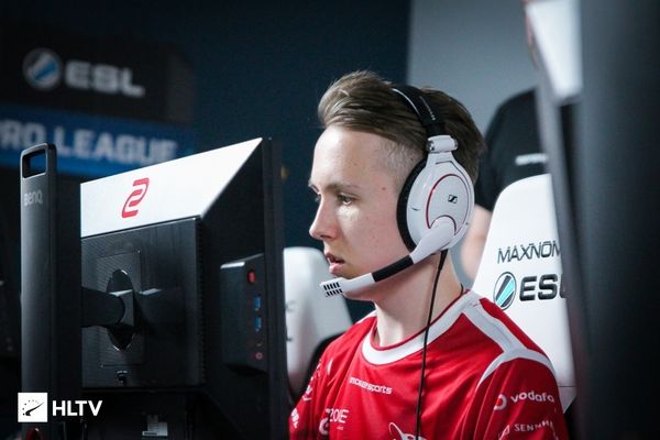 谣言便无处 谣言便无处